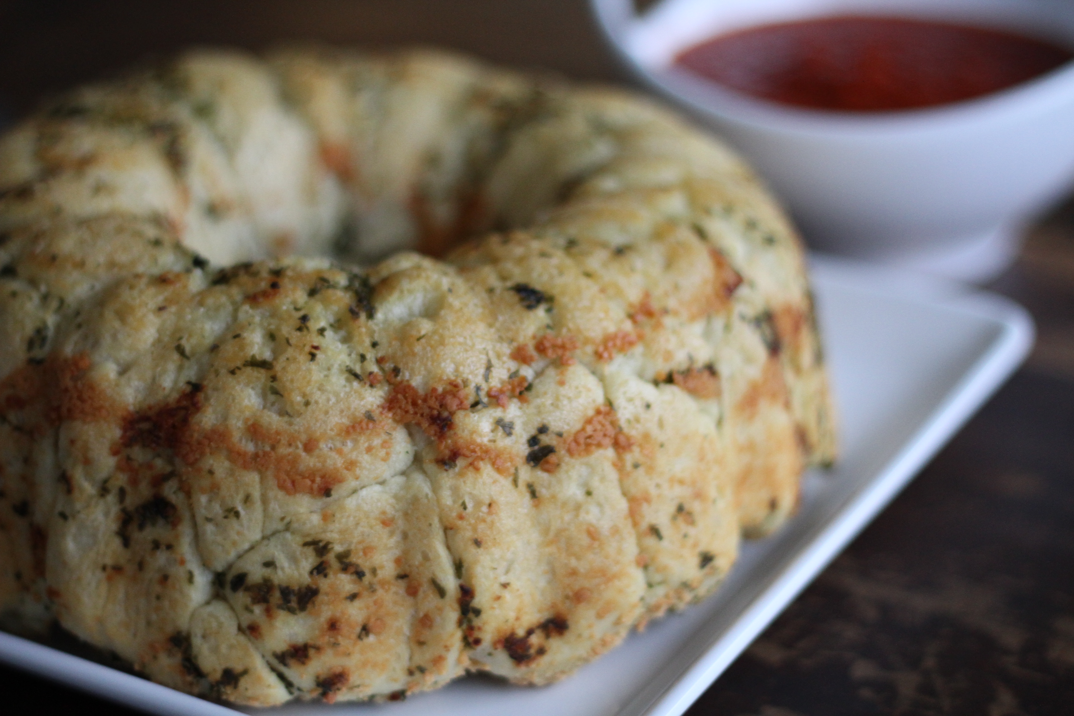 Garlic Parmesan Pull-Apart Bread - Brittany's Pantry : Brittany's Pantry